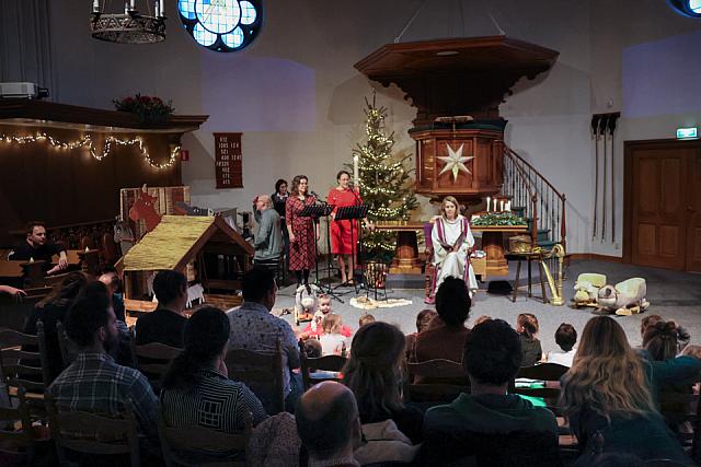 20251221 0003 8V9A2815